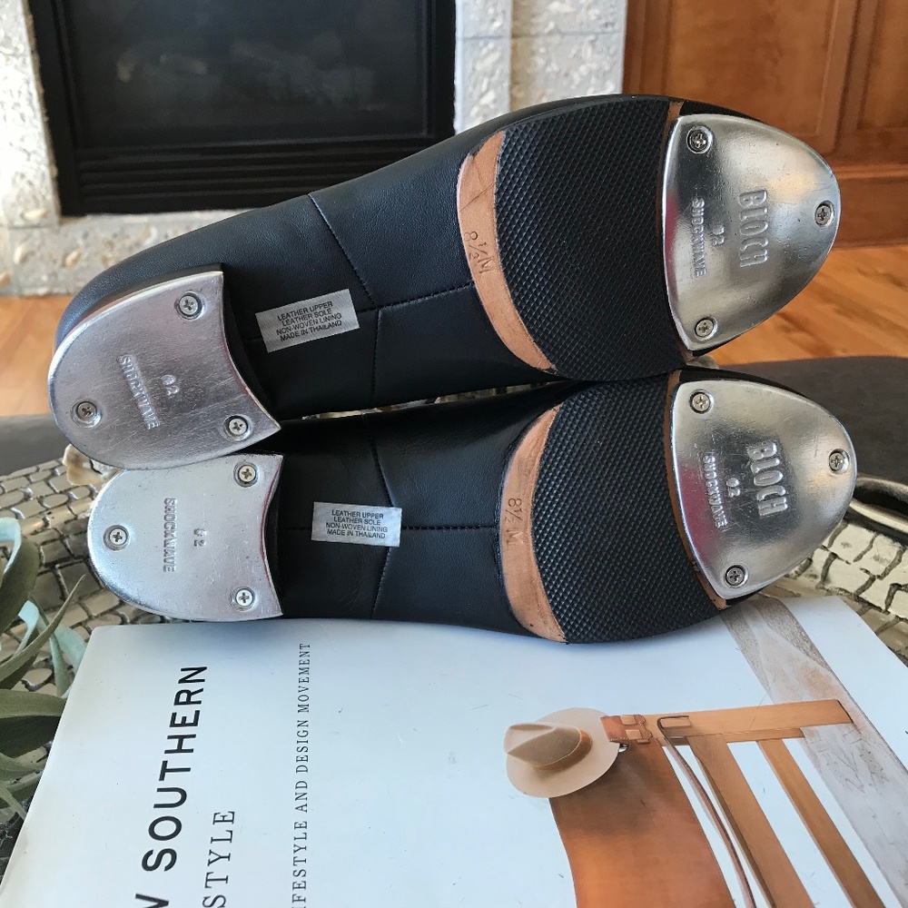 BLOCH BLACK SLIP ON LEATHER TAP SHOES - Picture 10 of 13